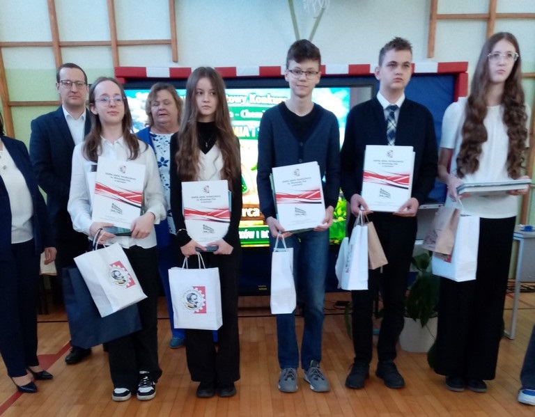 III Powiatowy Konkurs Ekologiczno-Chemiczny „Człowiek, chemia i środowisko” - osiągnięcia