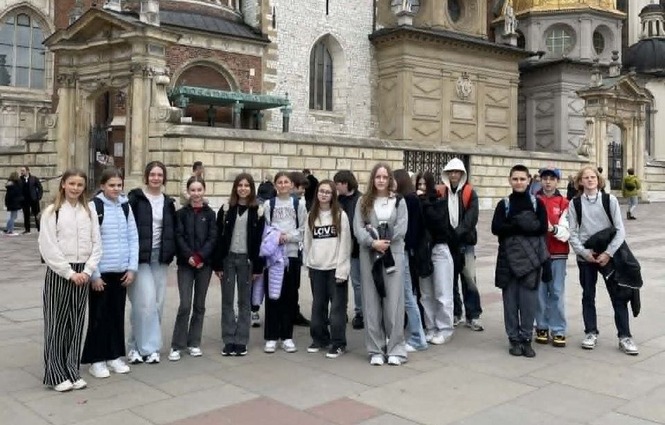 Klasy szóste na „Balladynie” w Teatrze STU
